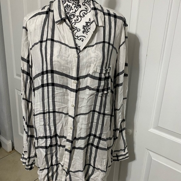 Button down women’s long sleeve top XXL - Picture 1 of 4